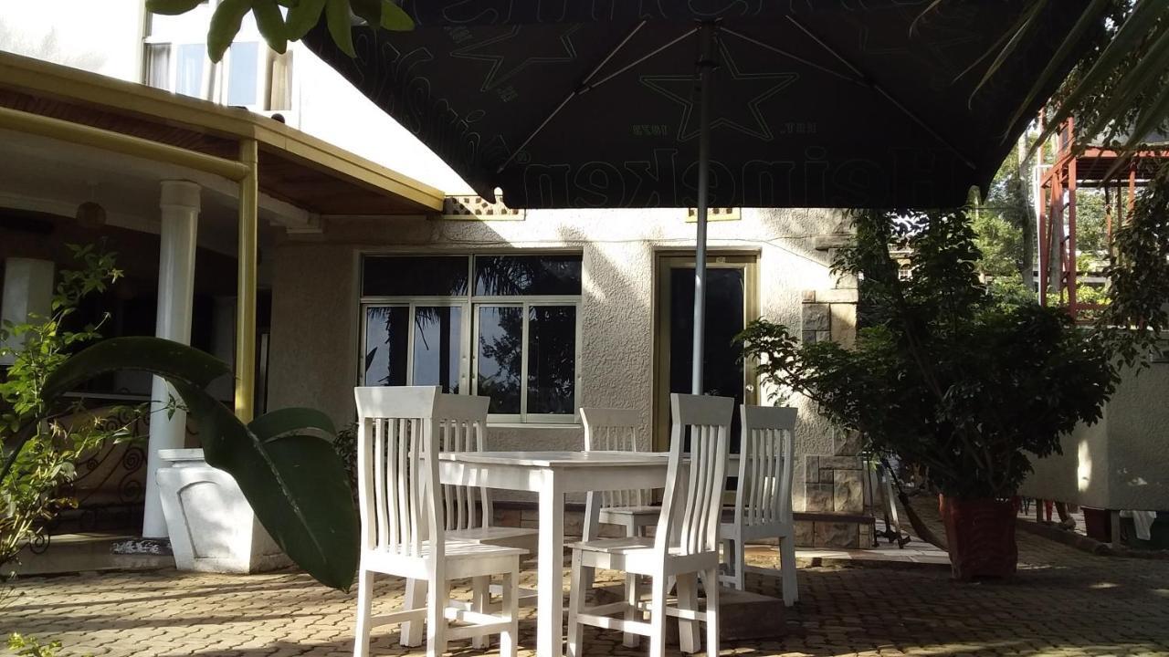 Random Park Hotel Kigali Luaran gambar