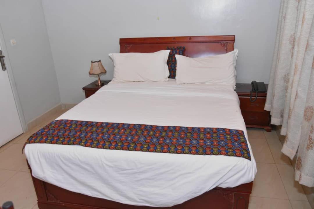 Random Park Hotel Kigali Luaran gambar